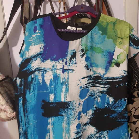 Clothes - Picture 4 of 13